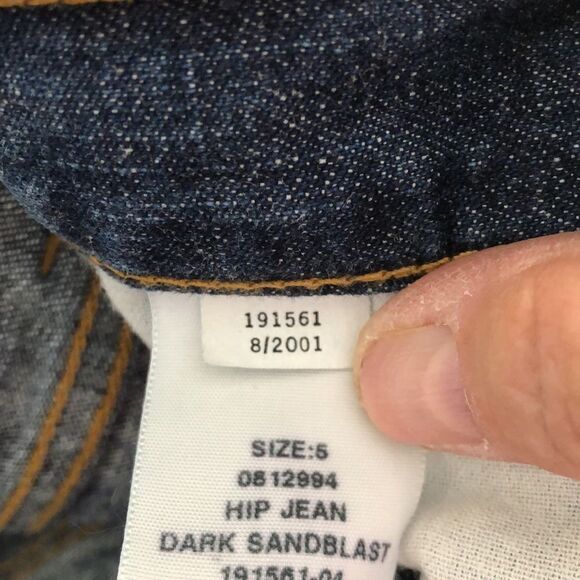 Tommy Hilfiger Jeans Size 5 Gently Used - Picture 7 of 7